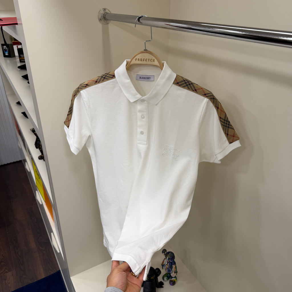 Burberry Omuz Detay Beyaz Polo Yaka Tshirt