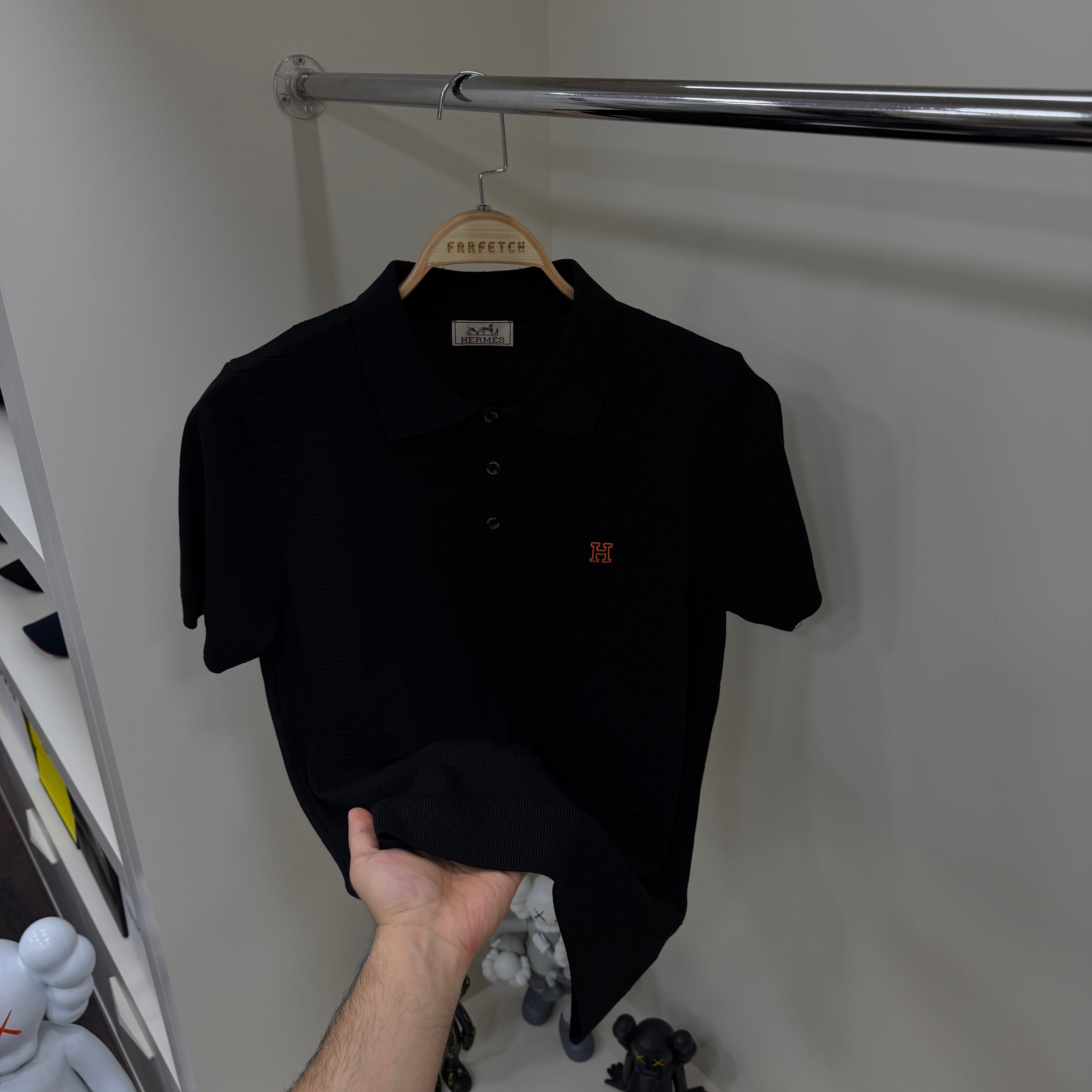 Hermes Siyah Yakalı Örme Tshirt