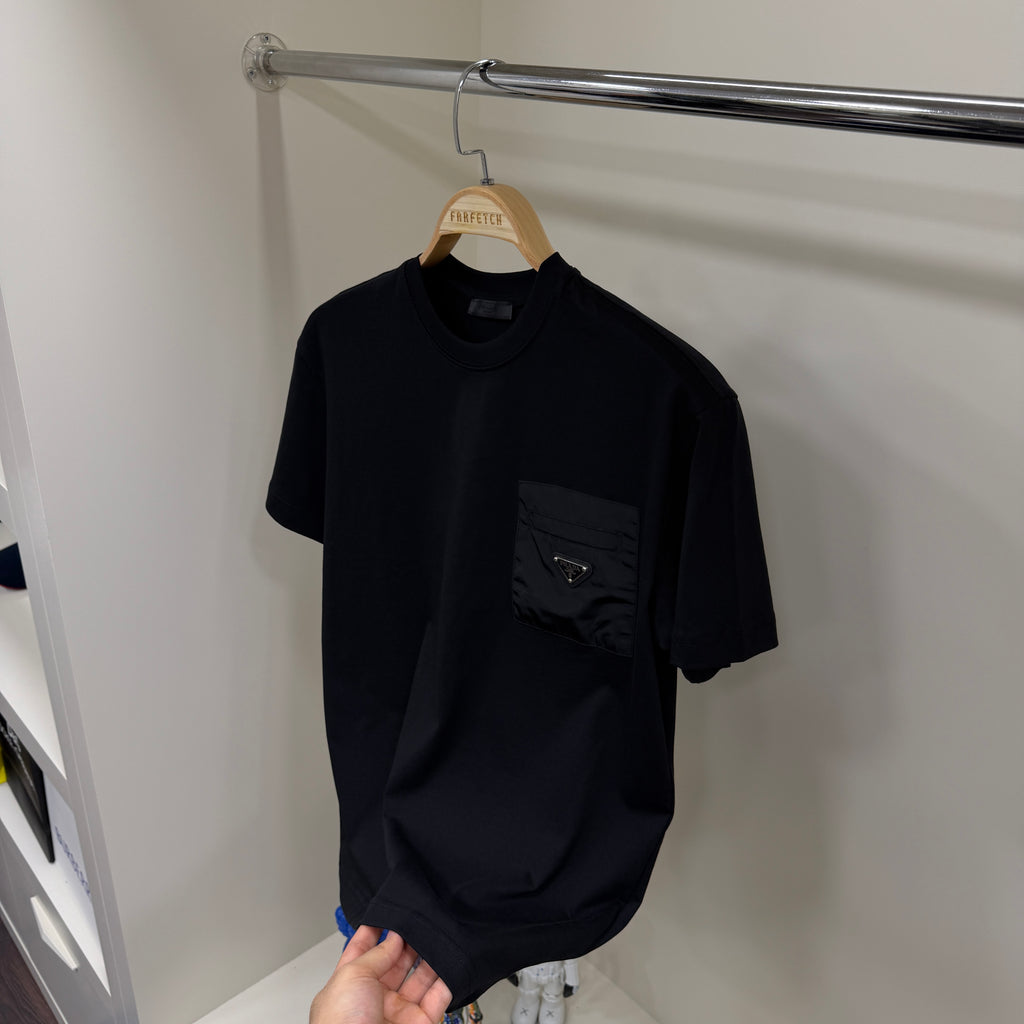 Prada Cep Detay Siyah T-Shirt