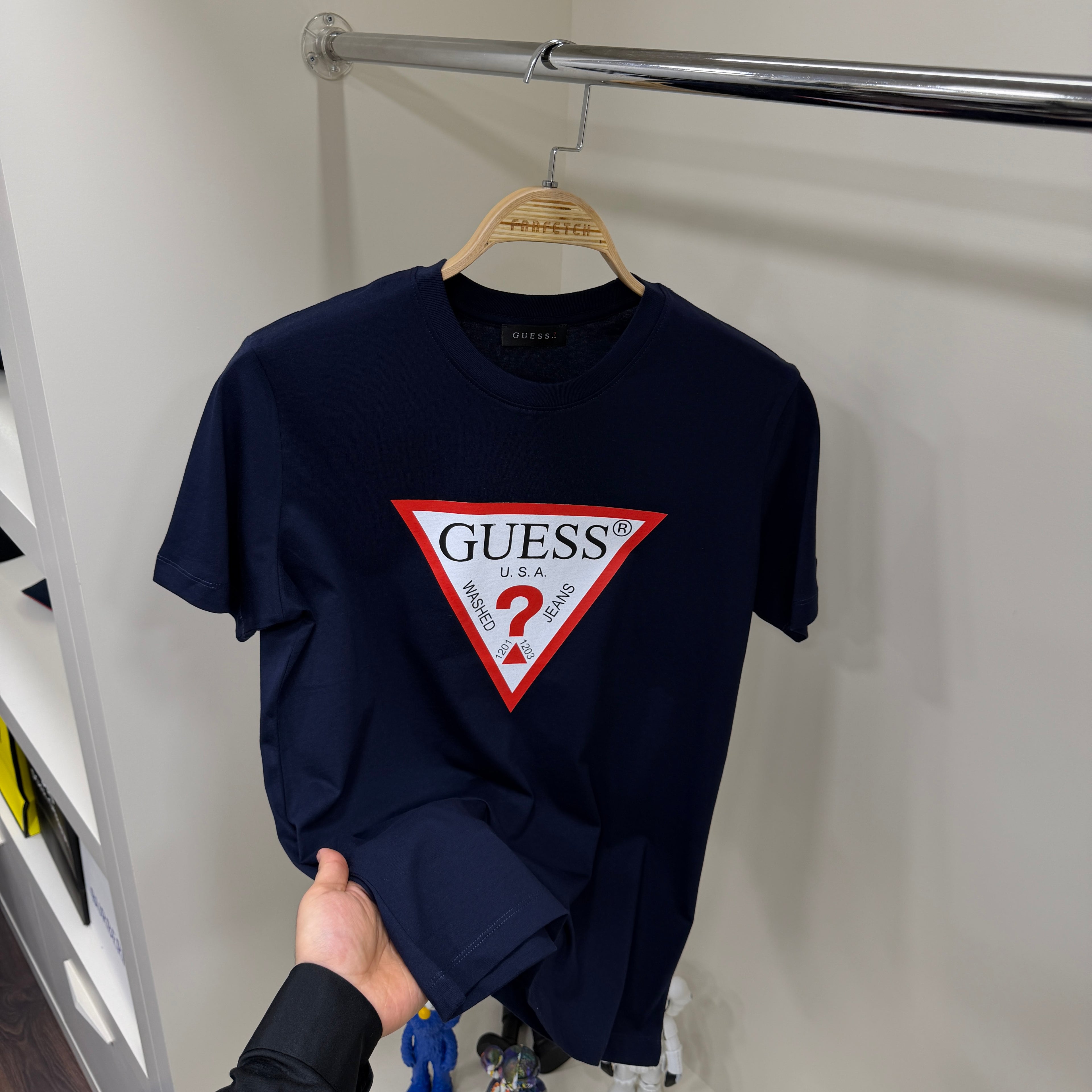 Guess Göğüs Baskı Detay Lacivert T-Shirt