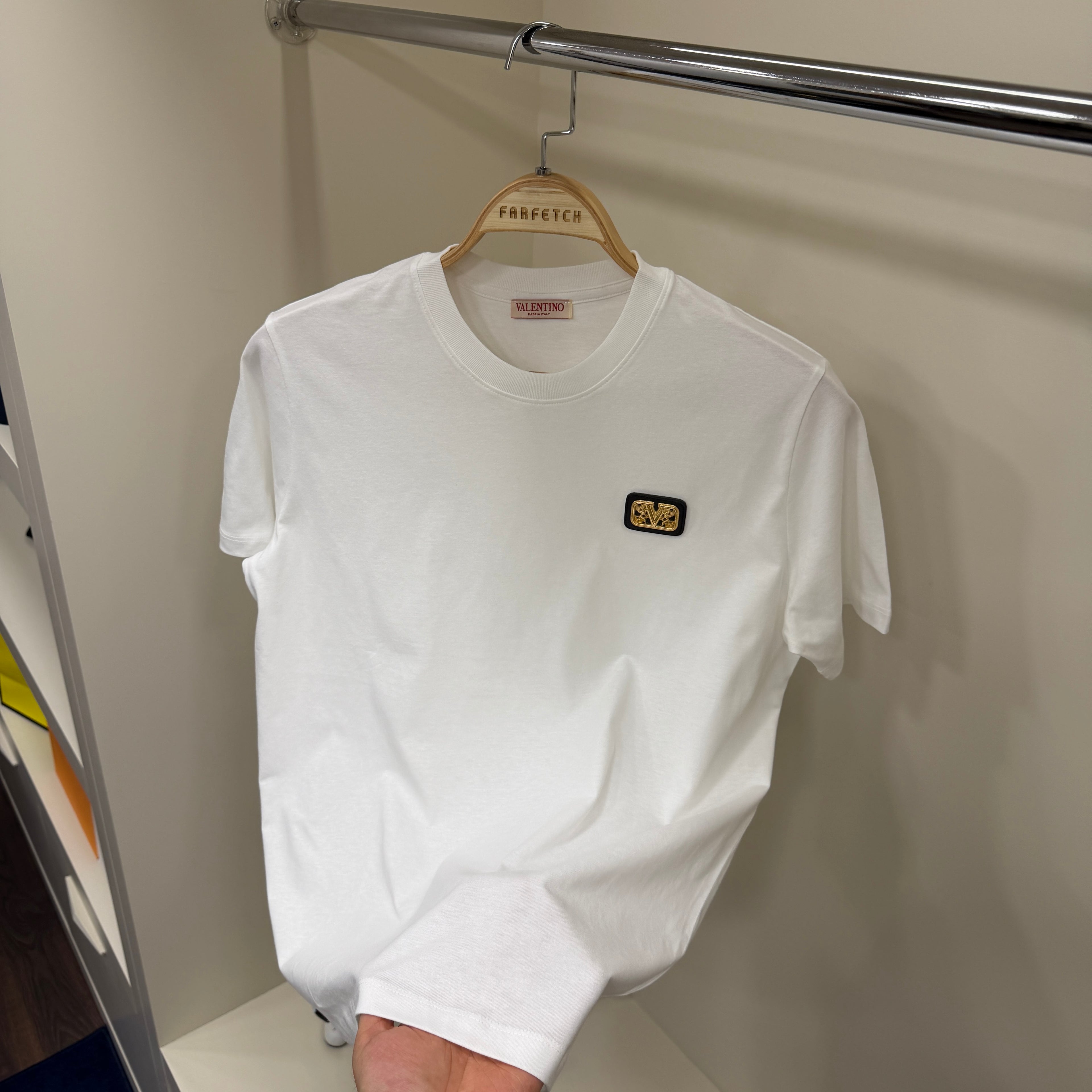 Valentino Gold Logo Beyaz T-Shirt