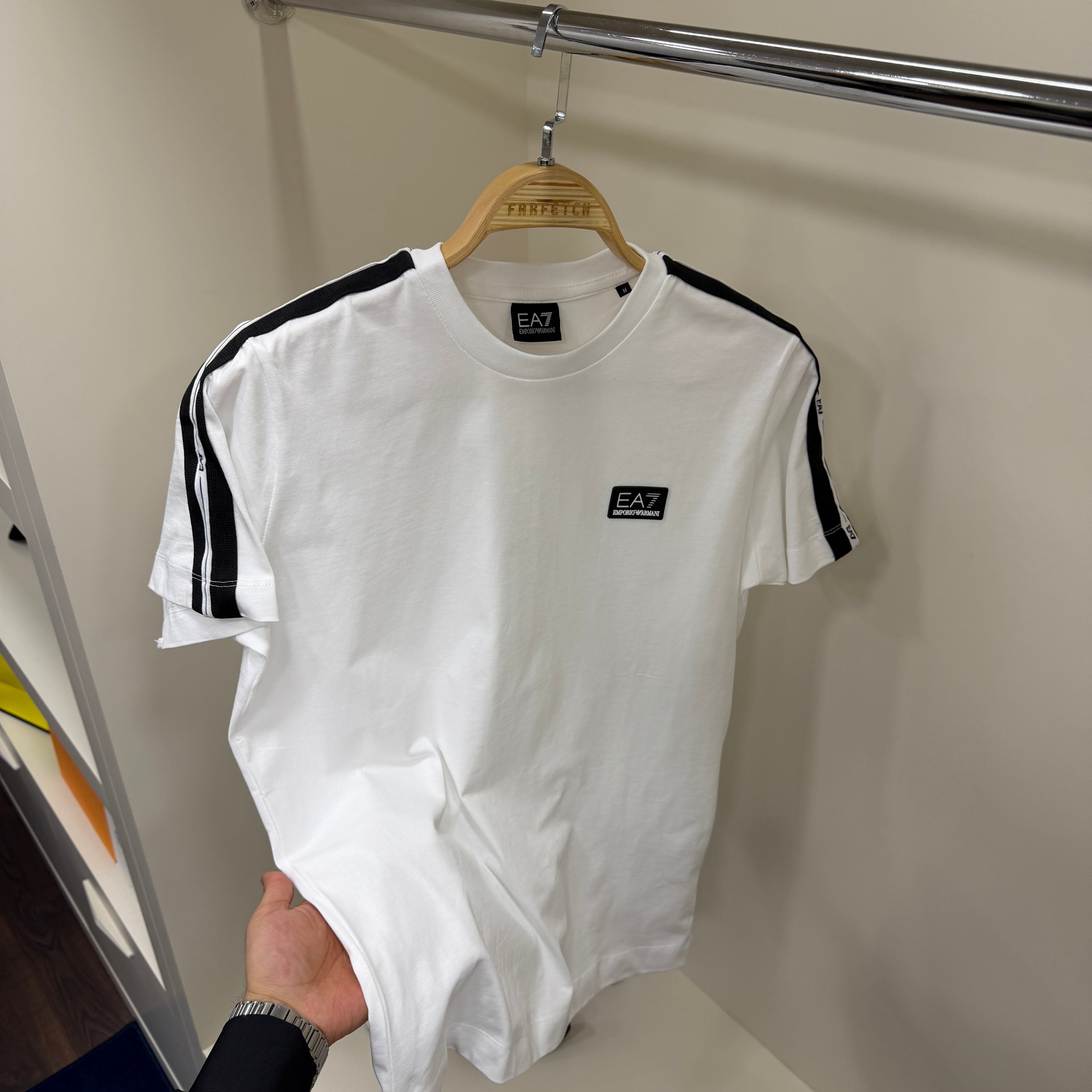 Emporio Armani Omuz Detay Beyaz T-Shirt