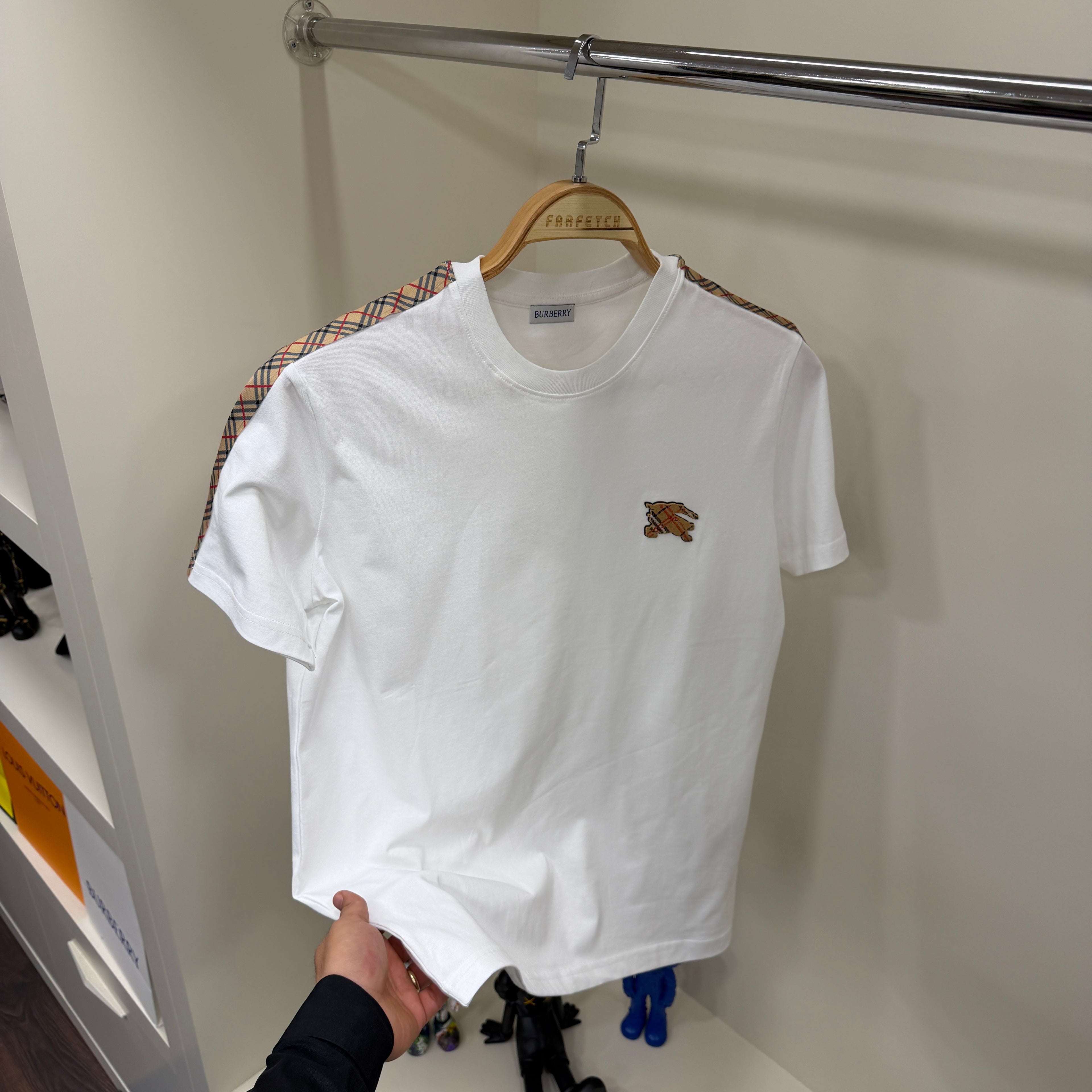 Burberry Omuz Detay Beyaz T-Shirt